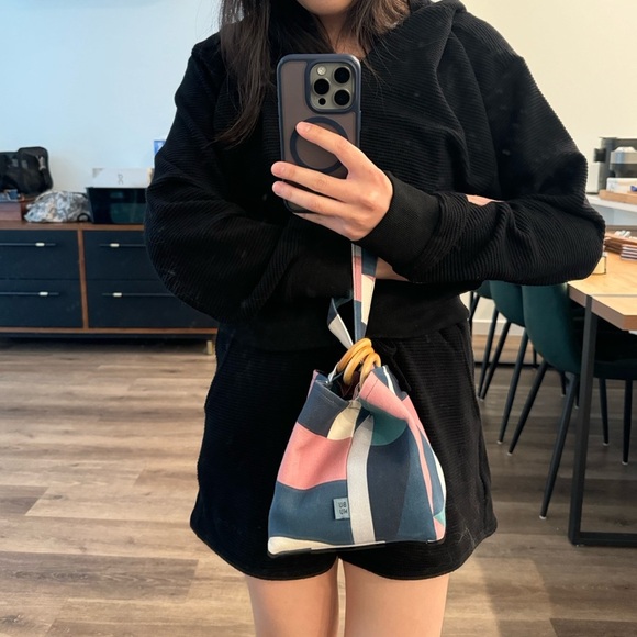 Hand Made Designer Bag from Taiwan 🇹🇼 - Picture 4 of 4